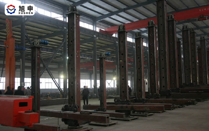 焊接操作機(jī)、焊接變位機(jī)，焊接滾輪架，小孔內(nèi)壁堆焊專機(jī)